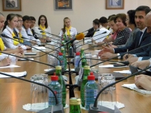 Школьники «напросились» на работу в мэрию